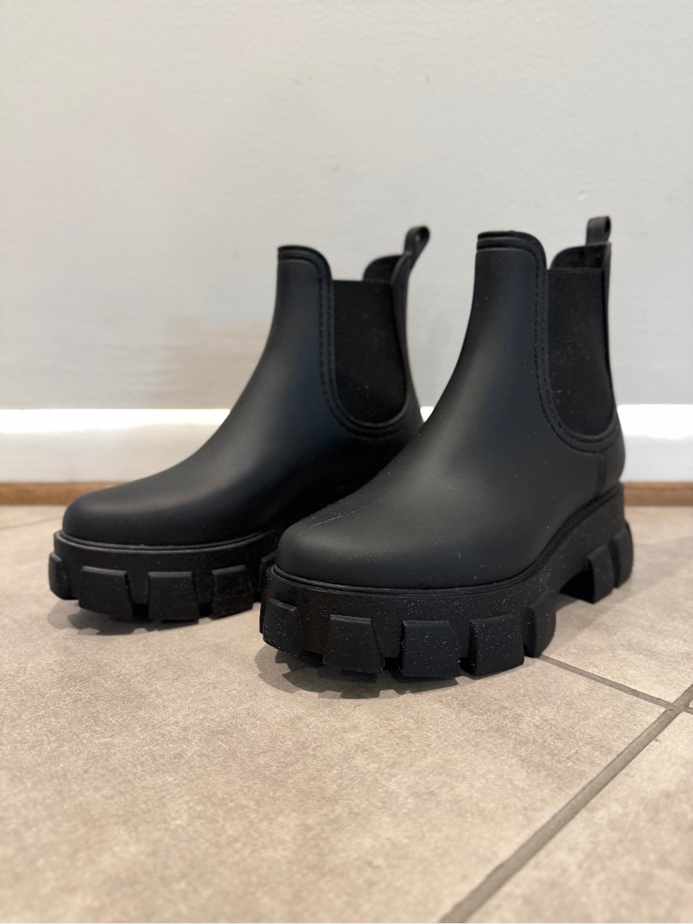 Women's Jeffrey Campbell Black Ankle Boots, Size 7